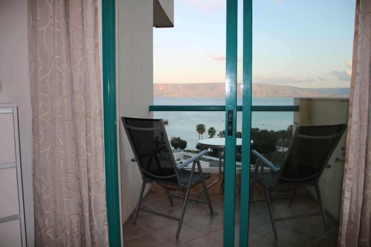 Tiberias Apartment Buitenkant foto
